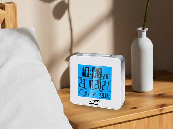 LXSTP04S LTC Modinātājs ar  termometru, sudraba.